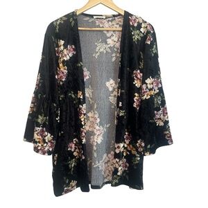 Women's 2X PLUS Black Velvet Floral Whimsigoth Flare 3/4 Sleeve Open Front Top